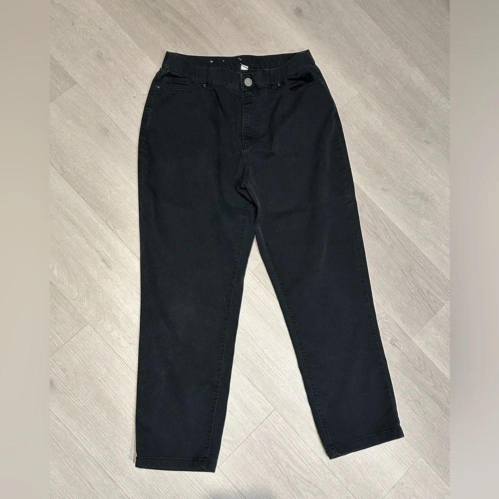 Women’s weathered looking black pants‎ - faded black